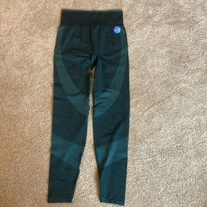 PINK seamless leggings size small